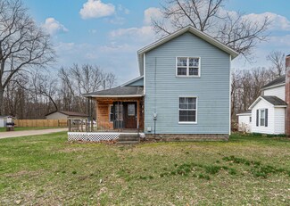 124 Briggs St, Allegan, MI 49010