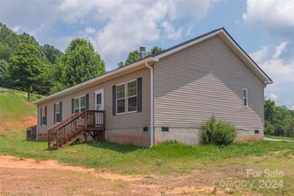 7 Clark Meadow Ln, Candler, NC 28715
