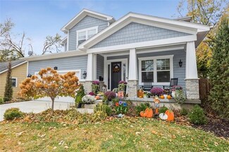 5938 Alhambra Dr, Fairway, KS 66205