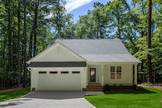 3260 Yorkshire Cir, Sanford, NC 27332