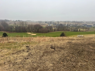 868 Golfview Ave, Zumbrota, MN 55992