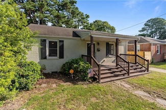 3752 Larkin St, Norfolk, VA 23513