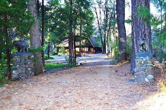 4141 Dunsmuir Ave, Dunsmuir, CA 96025