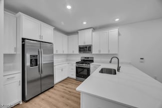 30212 Radford Ct, Monroe Township, NJ 08831