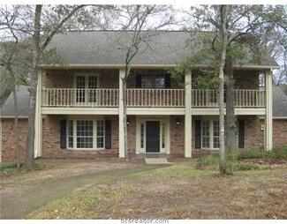 2003 Amber Ridge Dr, College Station, TX 77845