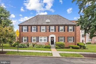 3817 V St SE, Washington, DC 20020