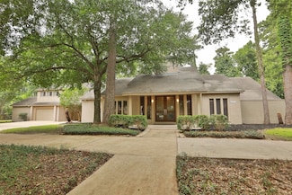 13711 Champions Park Dr, Houston, TX 77069