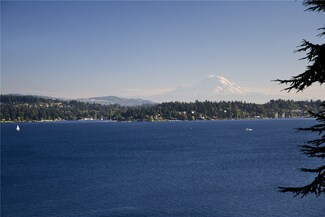 6445 NE Windermere Rd, Seattle, WA 98105