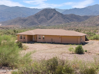 17200 S Dripping Springs Rd, Mayer, AZ 86333