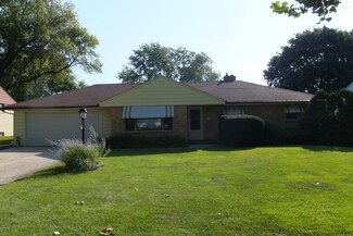 3631 Huffman Blvd, Rockford, IL 61103