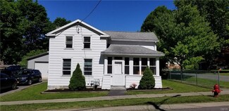 17 Pine St, Jordan, NY 13080