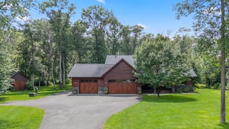 32301 Russ Ct, Pequot Lakes, MN 56472