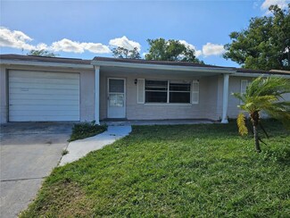 4612 Eastwood Ln, Holiday, FL 34690