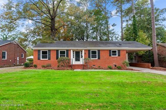 1602 Brownlea Dr, Greenville, NC 27858
