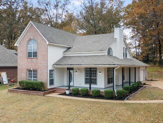 2213 Carrollwood Ln, Cordova, TN 38016