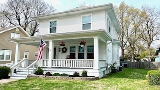 811 W 6th St, Ottawa, KS 66067