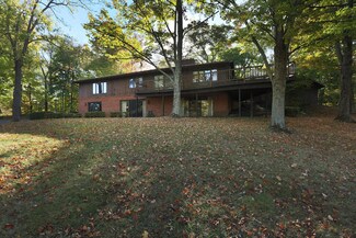 7130 Worthington Rd, Westerville, OH 43082
