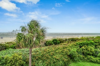 4 Beach Club Villas, Isle of Palms, SC 29451