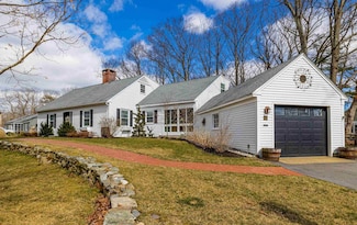 48 Auburn St, Concord, NH 03301
