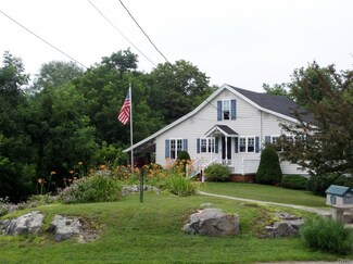 8 Garden Rd, Philadelphia, NY 13673