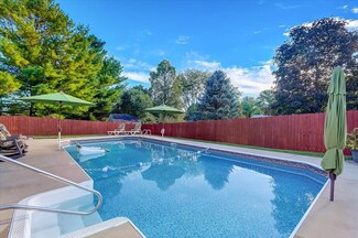 502 Reid Dr, Mount Horeb, WI 53572
