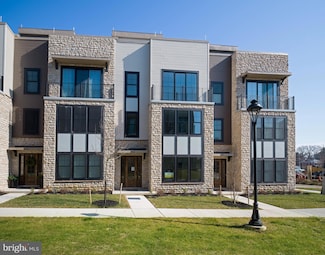 341 Horseshoe Trail, Newtown Square, PA 19073