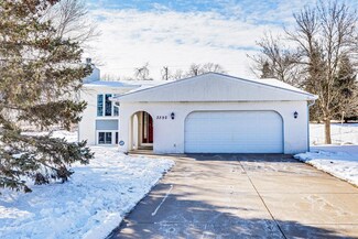 3592 Glen Oaks Ave, Saint Paul, MN 55110