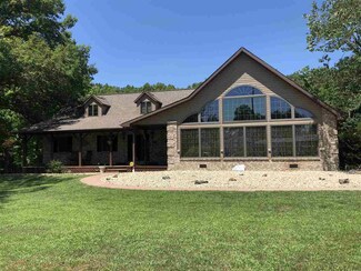 1215 N Pike Rd, Bedford, IN 47421