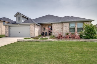 1507 Streamside Dr, Waxahachie, TX 75165