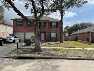 814 N Vista Dr, Houston, TX 77073