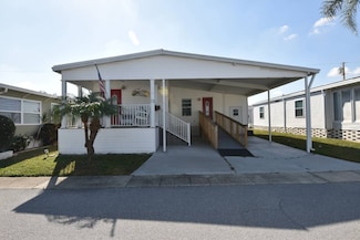 71 Redwood Ln N, Largo, FL 33770