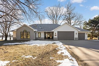 2185 Kelzer Pond Dr, Victoria, MN 55386