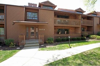 7978 S Garfield Ave Unit 105, Burr Ridge, IL 60527