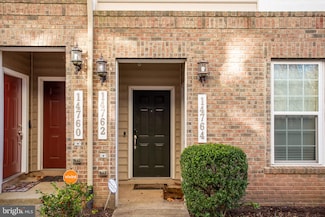 14762 Mason Creek Cir, Woodbridge, VA 22191