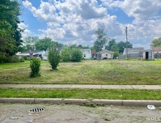 400 S Kenmore St, South Bend, IN 46619