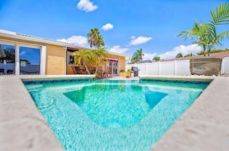 5320 NE 16th Terrace, Fort Lauderdale, FL 33334