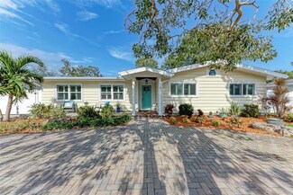 2629 Martin St, Sarasota, FL 34237