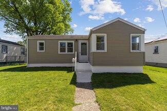 215 Grant Ave, Mount Ephraim, NJ 08059