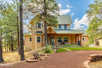 5520 Forest Dr, Flagstaff, AZ 86004