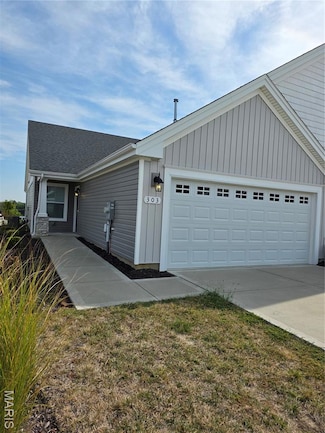 303 Red Rocks Dr, St. Peters, MO 63304