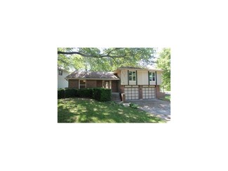 7926 N Campbell St, Kansas City, MO 64118