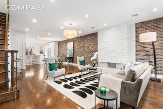 30 Pilling St Unit 2, Brooklyn, NY 11207