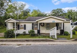 309 Samuel L Johnson Dr, Jackson, GA 30233