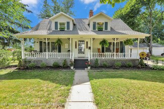 1869 Maple St, Holt, MI 48842