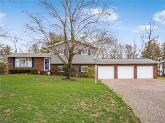 280 Wildwood Dr, Zanesville, OH 43701