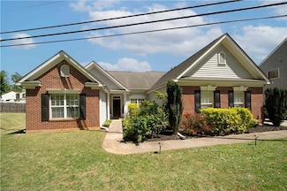 4455 Whittier Rd, Winston Salem, NC 27105