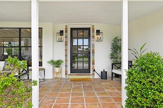 711 SW 27th Way, Boynton Beach, FL 33435