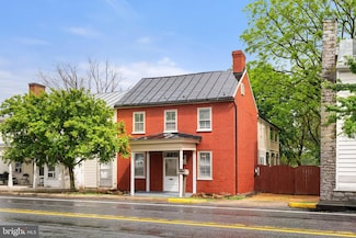 5286 Main St, Stephens City, VA 22655