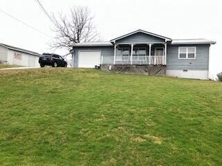 96 County Route 14 19, Fayetteville, WV 25840