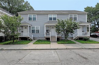 50 Ashmont St, Providence, RI 02905